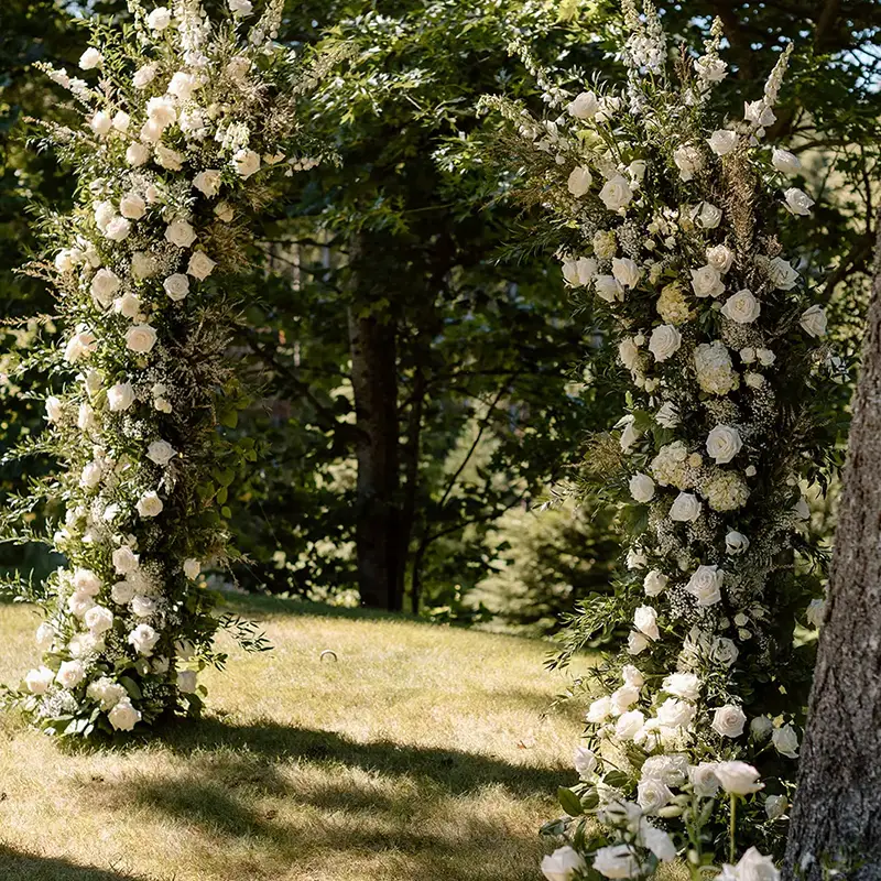Wedding ceremonies at Alder Grove in Castle Rock, WA