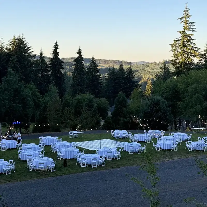 Wedding Receptions, Dining & Dancing at Alder Grove in Castle Rock, WA